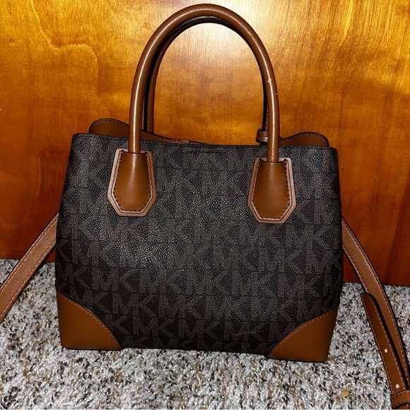 Michael Kors Mercer Brown MD Center Zip Tote Satchel Shoulder Handbag - Picture 12 of 12